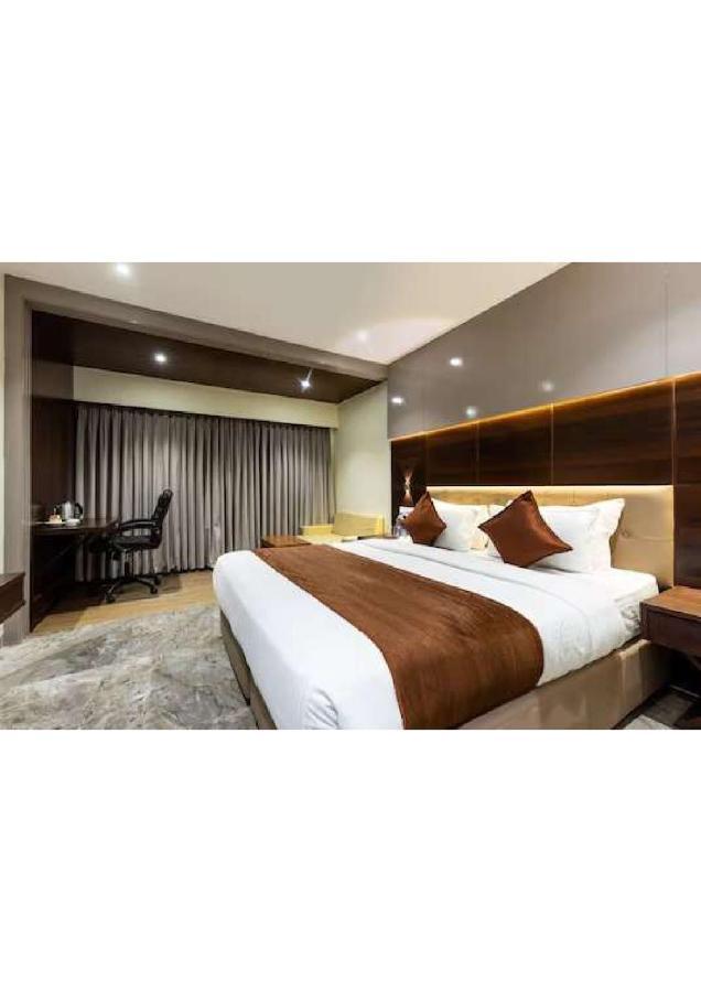 Hotel Shivay President Ujjain Dış mekan fotoğraf
